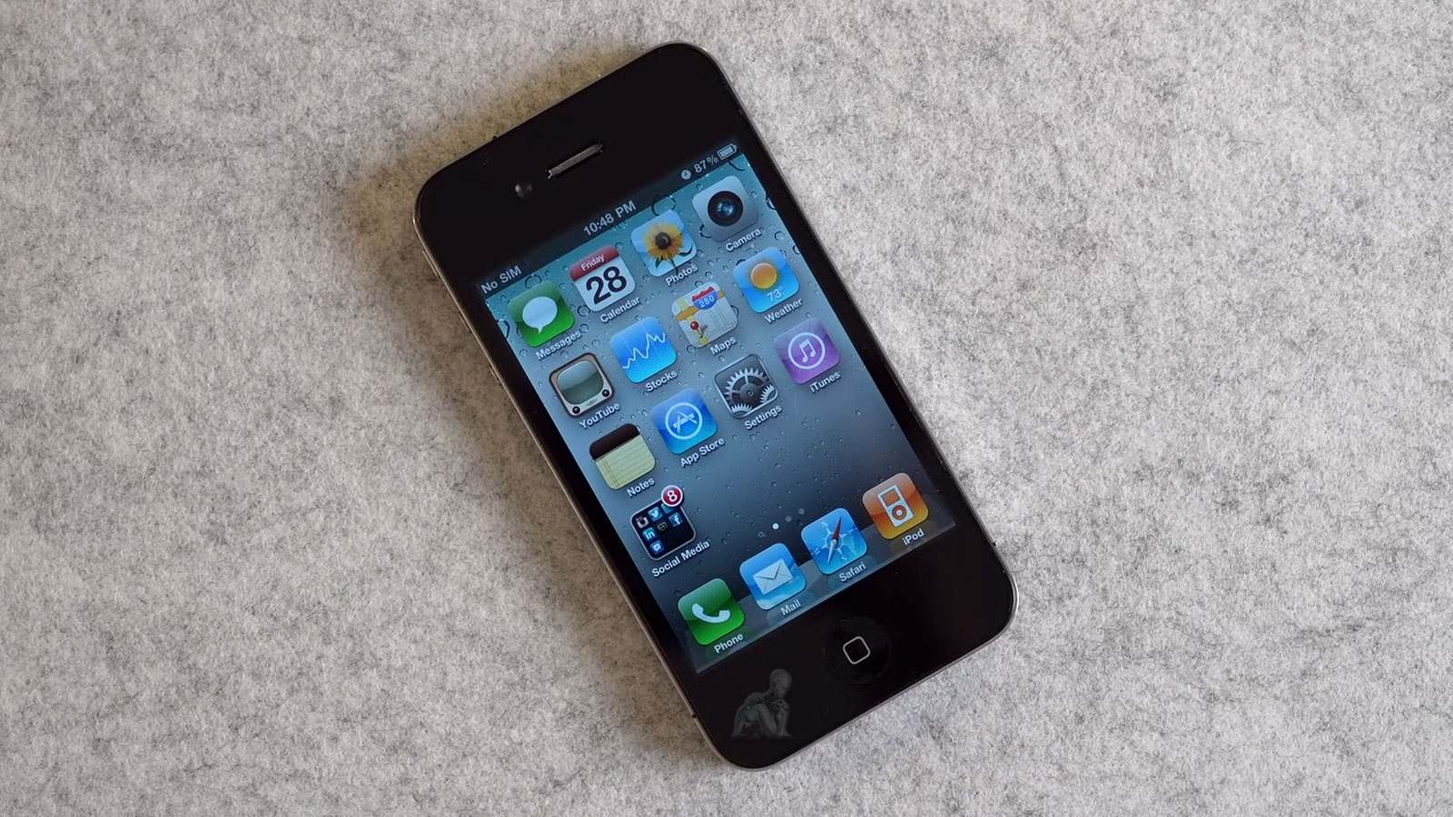iPhone 4 showing settings and features used for tips and tricks